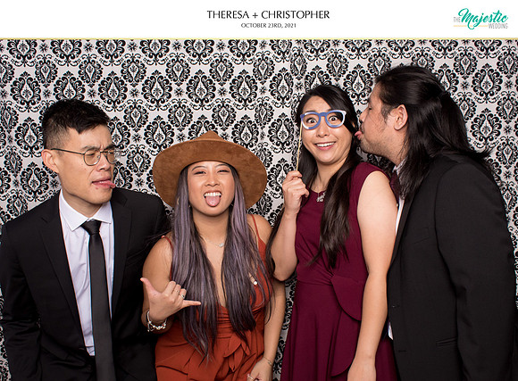 60181 - Theresa + Christopher Wedding Photobooth 2021