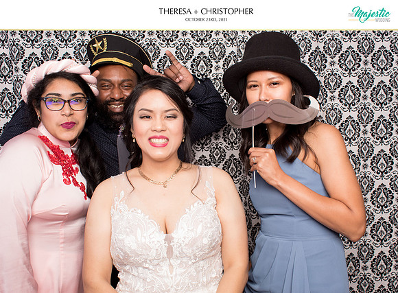 60343 - Theresa + Christopher Wedding Photobooth 2021
