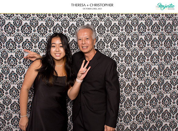60419 - Theresa + Christopher Wedding Photobooth 2021
