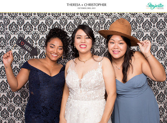 60337 - Theresa + Christopher Wedding Photobooth 2021