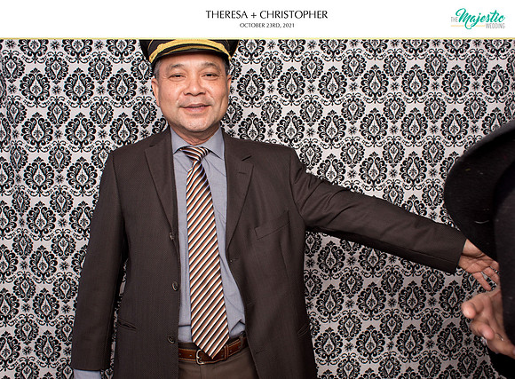 60004 - Theresa + Christopher Wedding Photobooth 2021