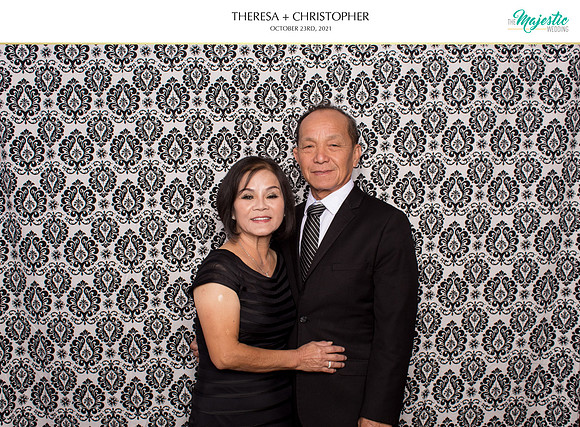 60038 - Theresa + Christopher Wedding Photobooth 2021