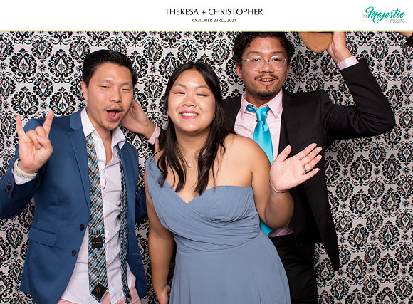 60446 - Theresa + Christopher Wedding Photobooth 2021