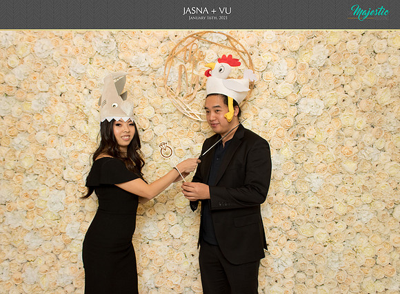 20150 - Jasna + Vu Wedding Photobooth 2021