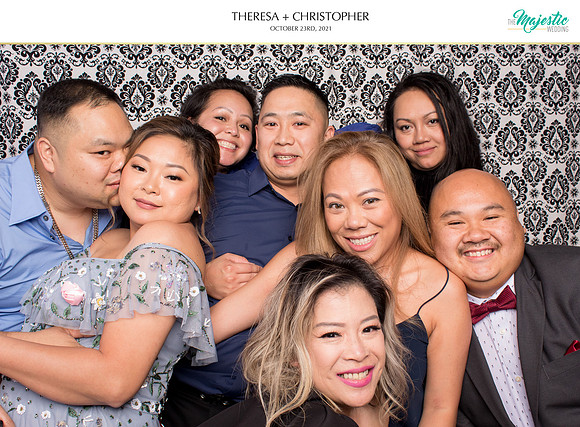 60406 - Theresa + Christopher Wedding Photobooth 2021