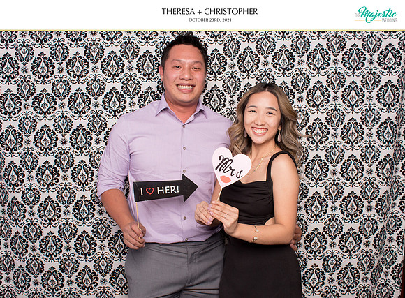60069 - Theresa + Christopher Wedding Photobooth 2021