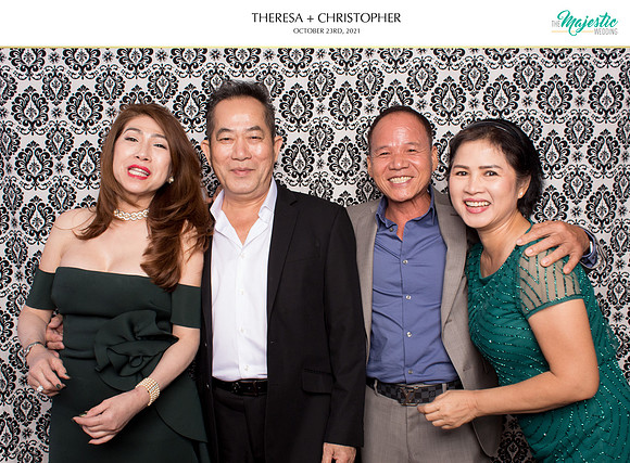 60044 - Theresa + Christopher Wedding Photobooth 2021