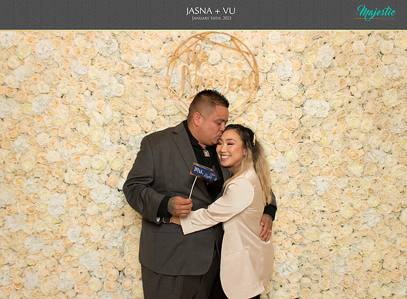 20122 - Jasna + Vu Wedding Photobooth 2021