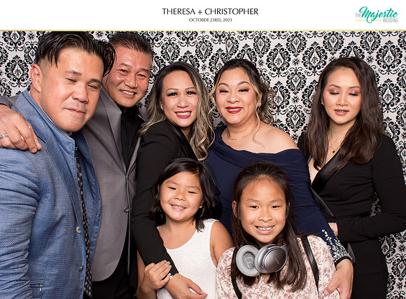 60132 - Theresa + Christopher Wedding Photobooth 2021