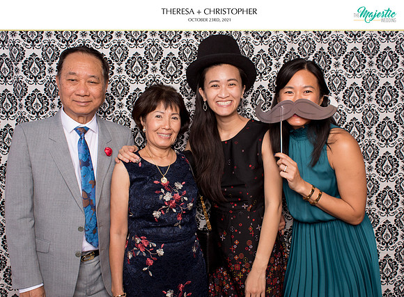 60347 - Theresa + Christopher Wedding Photobooth 2021