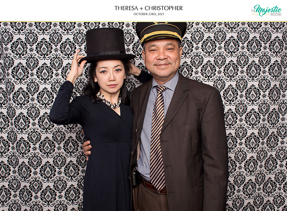 60005 - Theresa + Christopher Wedding Photobooth 2021