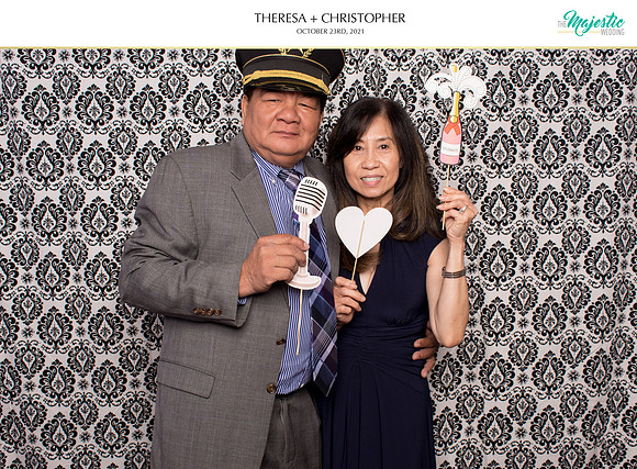 60298 - Theresa + Christopher Wedding Photobooth 2021
