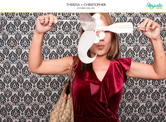 60292 - Theresa + Christopher Wedding Photobooth 2021