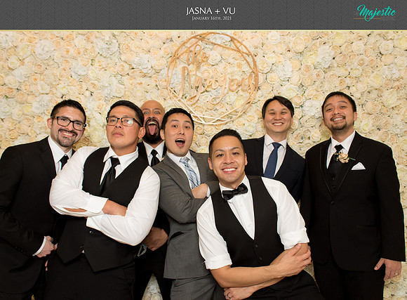 20235 - Jasna + Vu Wedding Photobooth 2021