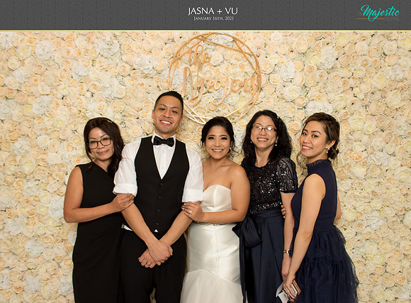 20222 - Jasna + Vu Wedding Photobooth 2021