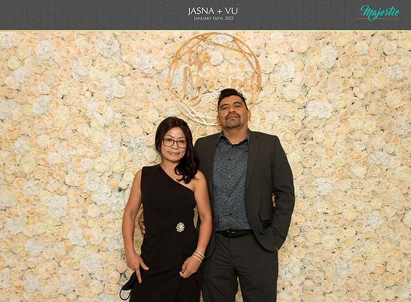 20233 - Jasna + Vu Wedding Photobooth 2021