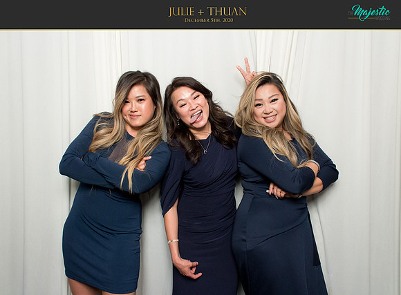 20074 - Julie + Thuan Wedding Photobooth 2020