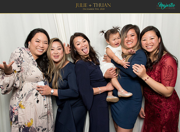 20170 - Julie + Thuan Wedding Photobooth 2020