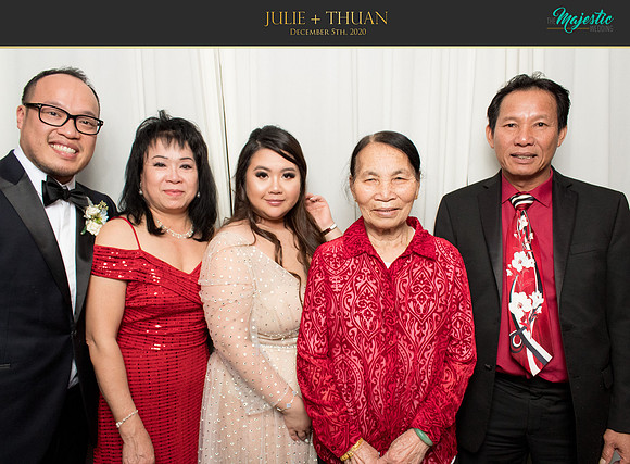 20063 - Julie + Thuan Wedding Photobooth 2020