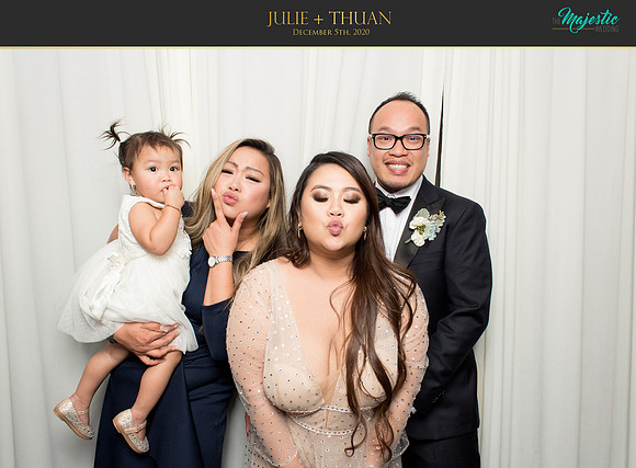 20091 - Julie + Thuan Wedding Photobooth 2020