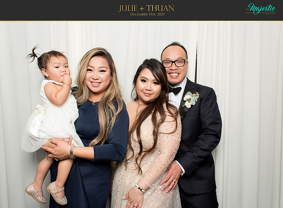 20090 - Julie + Thuan Wedding Photobooth 2020