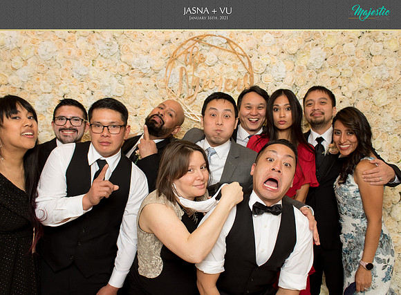 20239 - Jasna + Vu Wedding Photobooth 2021