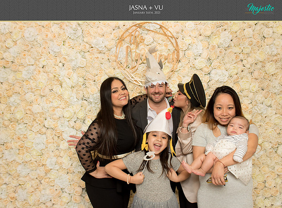 20139 - Jasna + Vu Wedding Photobooth 2021