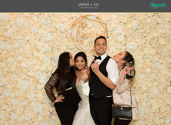 20217 - Jasna + Vu Wedding Photobooth 2021