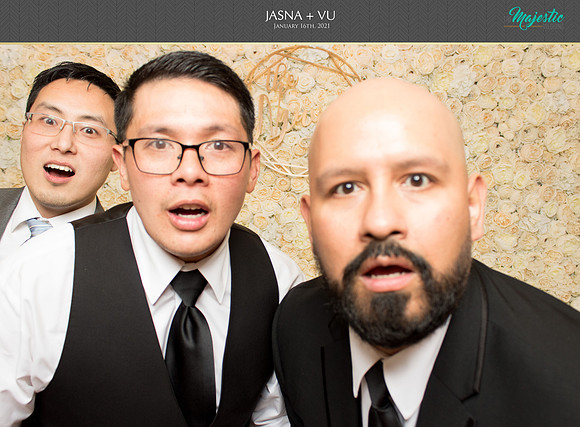 20241 - Jasna + Vu Wedding Photobooth 2021
