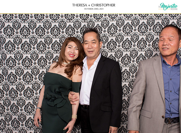 60043 - Theresa + Christopher Wedding Photobooth 2021