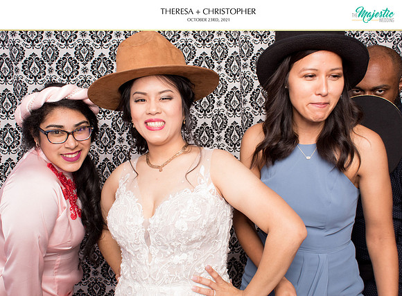 60342 - Theresa + Christopher Wedding Photobooth 2021
