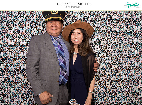 60002 - Theresa + Christopher Wedding Photobooth 2021
