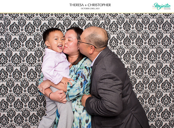 60370 - Theresa + Christopher Wedding Photobooth 2021