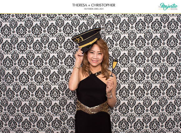 60142 - Theresa + Christopher Wedding Photobooth 2021