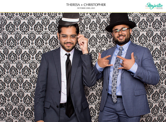 60314 - Theresa + Christopher Wedding Photobooth 2021