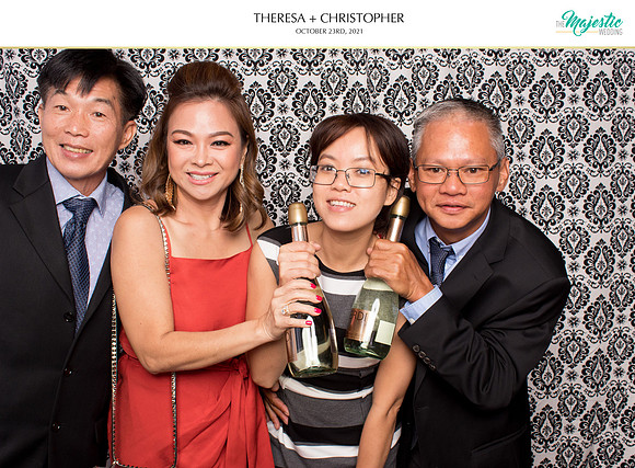 60329 - Theresa + Christopher Wedding Photobooth 2021