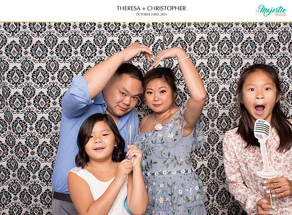 60193 - Theresa + Christopher Wedding Photobooth 2021