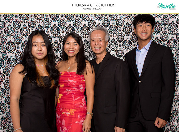 60060 - Theresa + Christopher Wedding Photobooth 2021