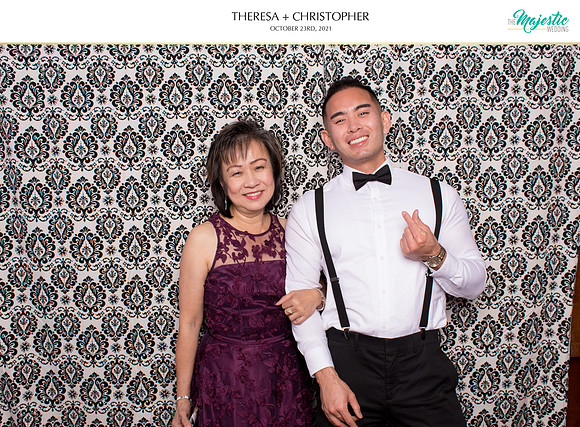 60262 - Theresa + Christopher Wedding Photobooth 2021