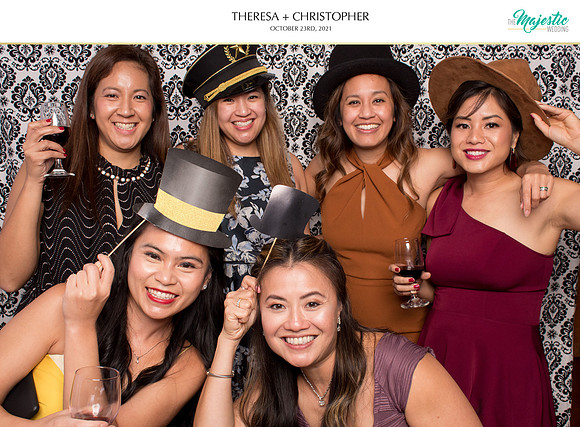 60269 - Theresa + Christopher Wedding Photobooth 2021