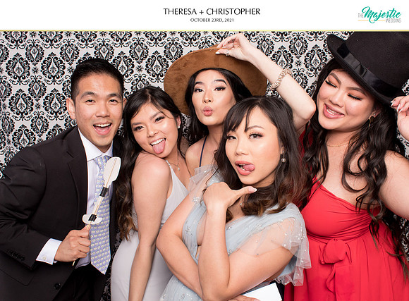 60212 - Theresa + Christopher Wedding Photobooth 2021