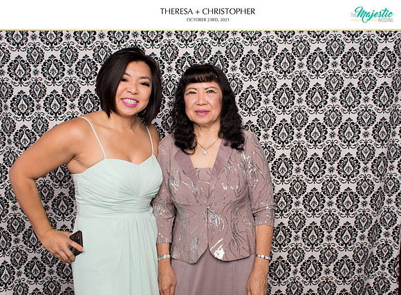 60033 - Theresa + Christopher Wedding Photobooth 2021