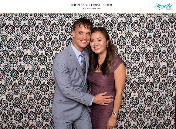 60249 - Theresa + Christopher Wedding Photobooth 2021