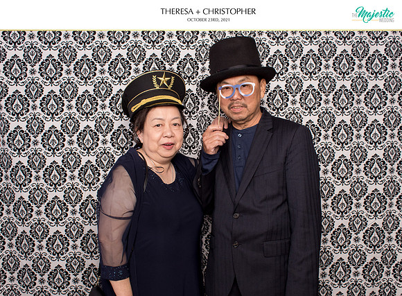 60179 - Theresa + Christopher Wedding Photobooth 2021