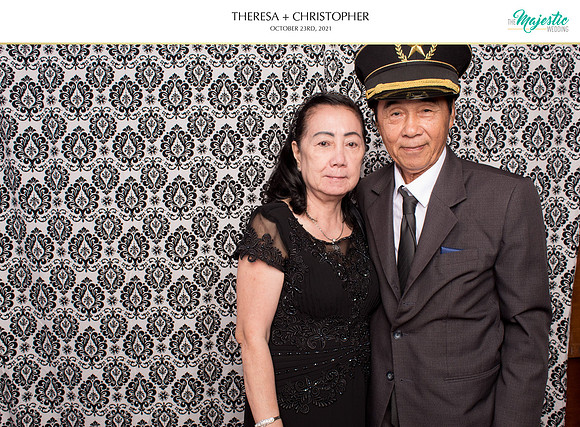 60263 - Theresa + Christopher Wedding Photobooth 2021