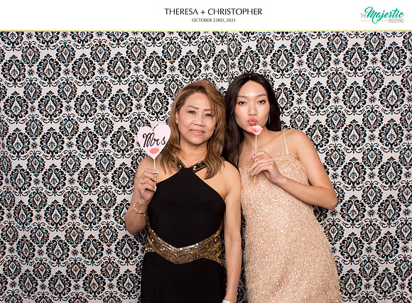 60138 - Theresa + Christopher Wedding Photobooth 2021
