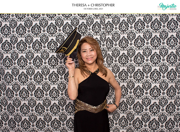 60141 - Theresa + Christopher Wedding Photobooth 2021
