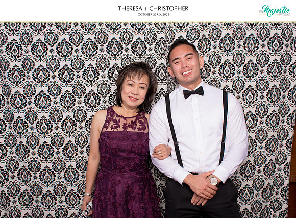60260 - Theresa + Christopher Wedding Photobooth 2021