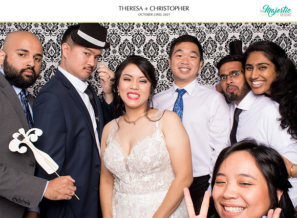 60334 - Theresa + Christopher Wedding Photobooth 2021