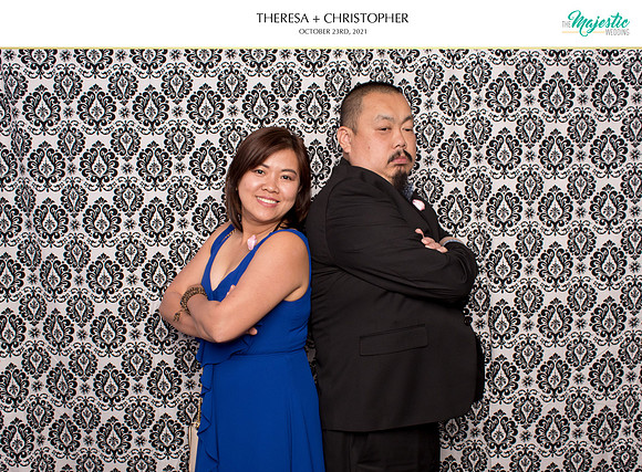 60309 - Theresa + Christopher Wedding Photobooth 2021